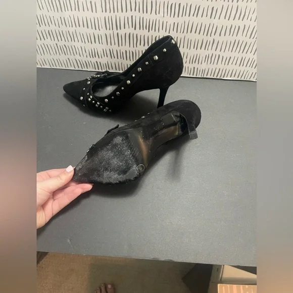 BCBG Generation -  Black Suede Studded Leather Stiletto Women’s Heels Size 7.5 - Picture 2 of 8